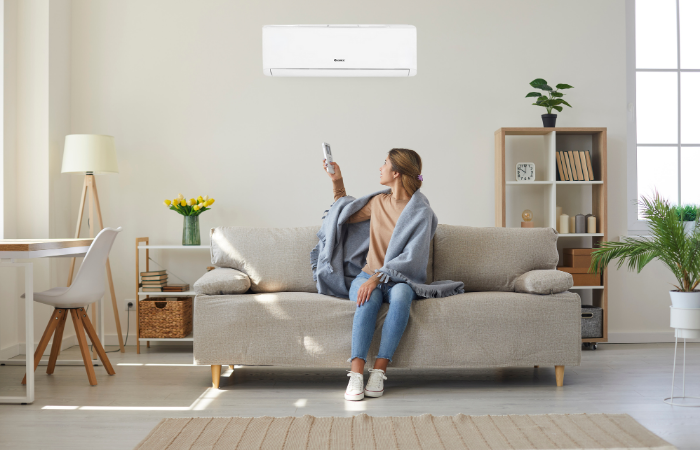 Máy lạnh - Gree Mono 1.5 HP COSMO12CN - Xuất xứ Trung Quốc